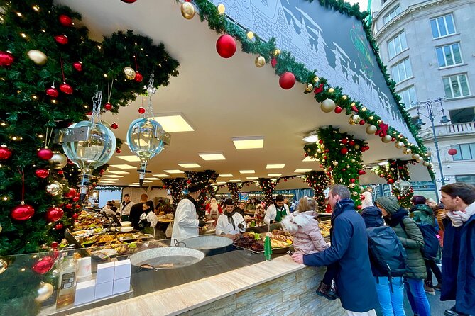 Private Budapest Christmas Market Tour with Chimney Cake & Mulled Wine - What is included, and what costs extra
