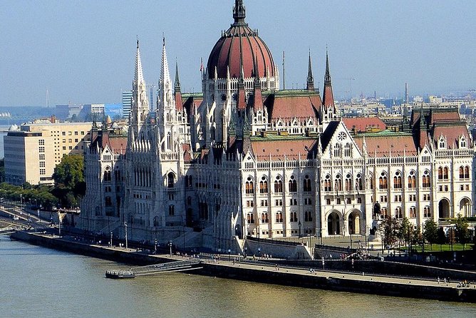 Private Budapest City Tour by Car - Andrássy Avenue, the Opera House, and Gresham Palace