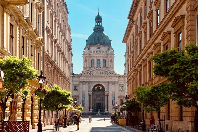 Private Budapest City tour with Classic Russian Jeep or G-Wagon! - Is $256.06 good value for up to six people?