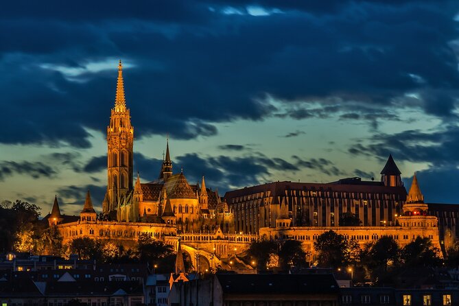 Private Budapest Sightseeing Tour: Royal Castle, Heroes Square, Chain Bridge - Gellért Hill, the Citadel, and Liberty Bridge