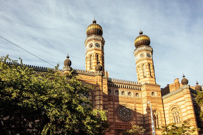 Private City Kickstart Tour: Budapest - Hungarian National Museum: a ten-minute historical doorway