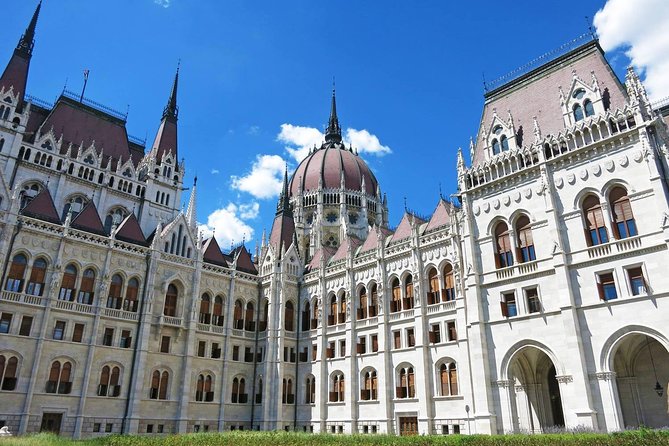 Private City Tour in Budapest 6 hours - The Citadella and Budapest from above