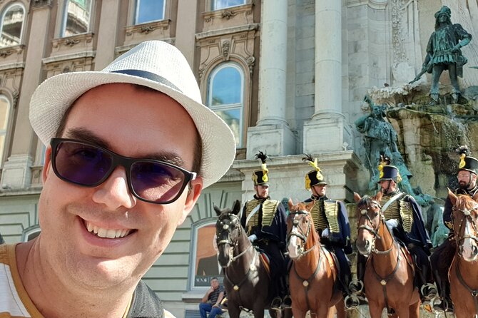 Private Family Friendly Walking Tour with Children in Budapest - Games, videos, quizzes, and small rewards