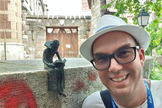 Private Family Friendly Walking Tour with Children in Budapest - Heroes’ Square and the castle stories