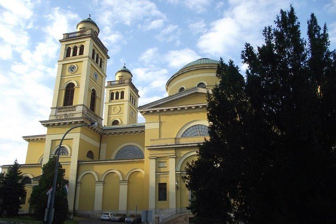 Private Full Day Tour to Eger - History, Culture and Wine - Dobó István tér and Eger’s everyday center
