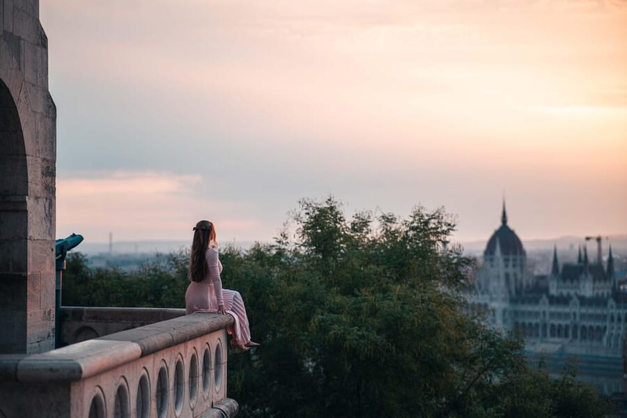 Private photography photo session at Fisherman Bastion - Booking tips for a smoother session