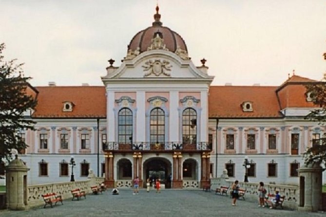 Private Sissi Castle Tour - From Budapest to Sissi’s Gödöllő retreat