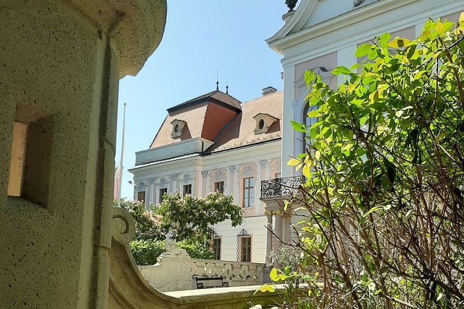 Private Sissi Castle Tour - English guiding and the importance of your assigned guide