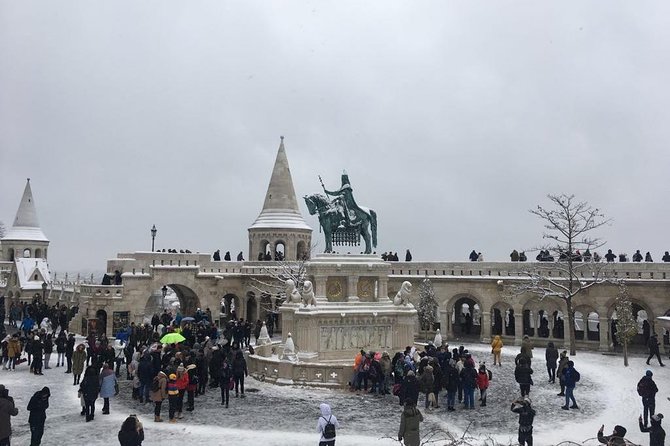 Private Tour Around Budapest - St. Stephen’s Basilica and its interior