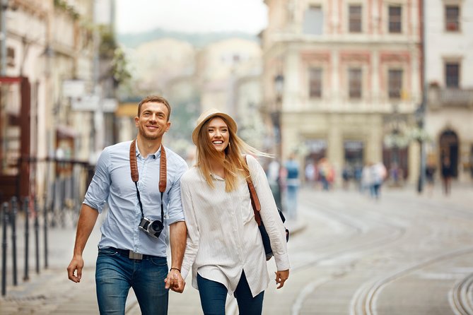 Private transfer from Budapest to Zagreb, 2h stop for sightseeing - Picking the best two-hour stop