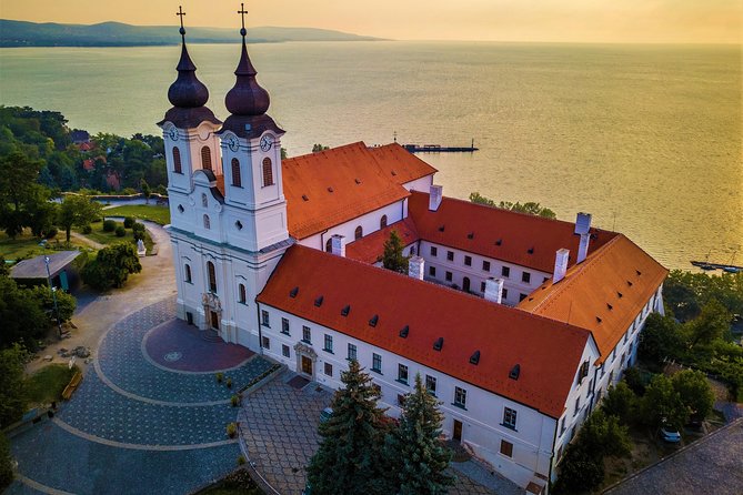 Private Transfer from Vienna to Budapest or Budapest to Vienna - Who should book this transfer?