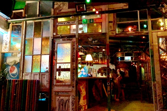 Ruin Pub Walking Tour with a Local Hostess in Budapest - Starting at Erzsébet tér and Deák Ferenc Square