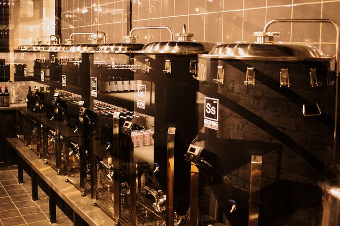 SÖR - The Ultimate Budapest Craft Beer Tour - How the beer and snack tastings work