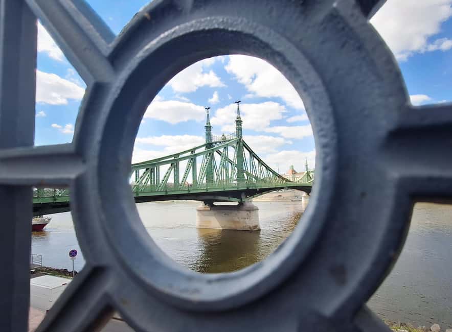 Street photography with your smartphone, tour of Budapest - What Luigi teaches you to do with your phone