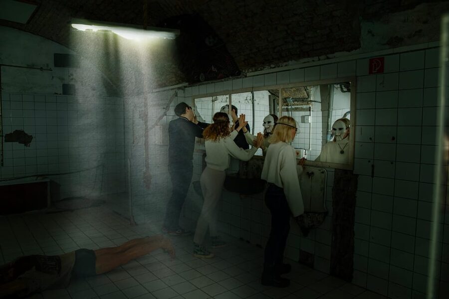 The Real Saw | Escape Room by PÁNiQ SZOBA - Props, locks, and the condition of the room