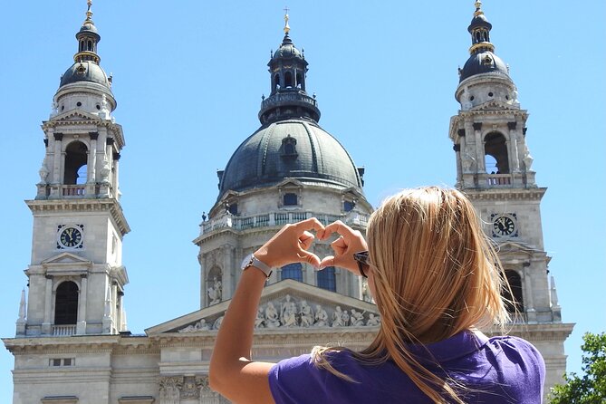 Walking Tour Budapest incl. the Shoes on the Danube Bank - Why this walk works well on your first morning