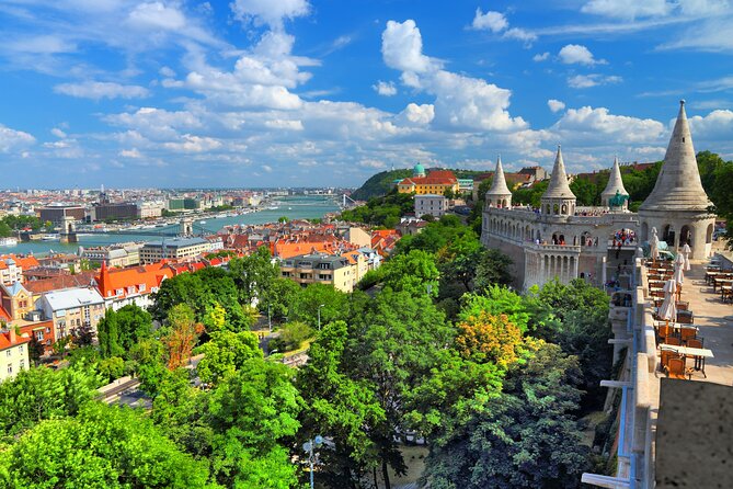 Welcome to Budapest 3 hrs Must See Private Tour by car - St. Stephen’s Basilica and the grand Pest boulevard