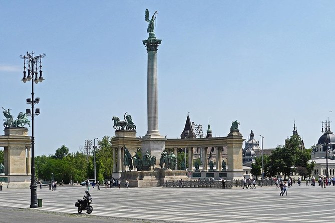 Wonders of Budapest, private tour by car! - Buda Castle and Fisherman’s Bastion require real walking